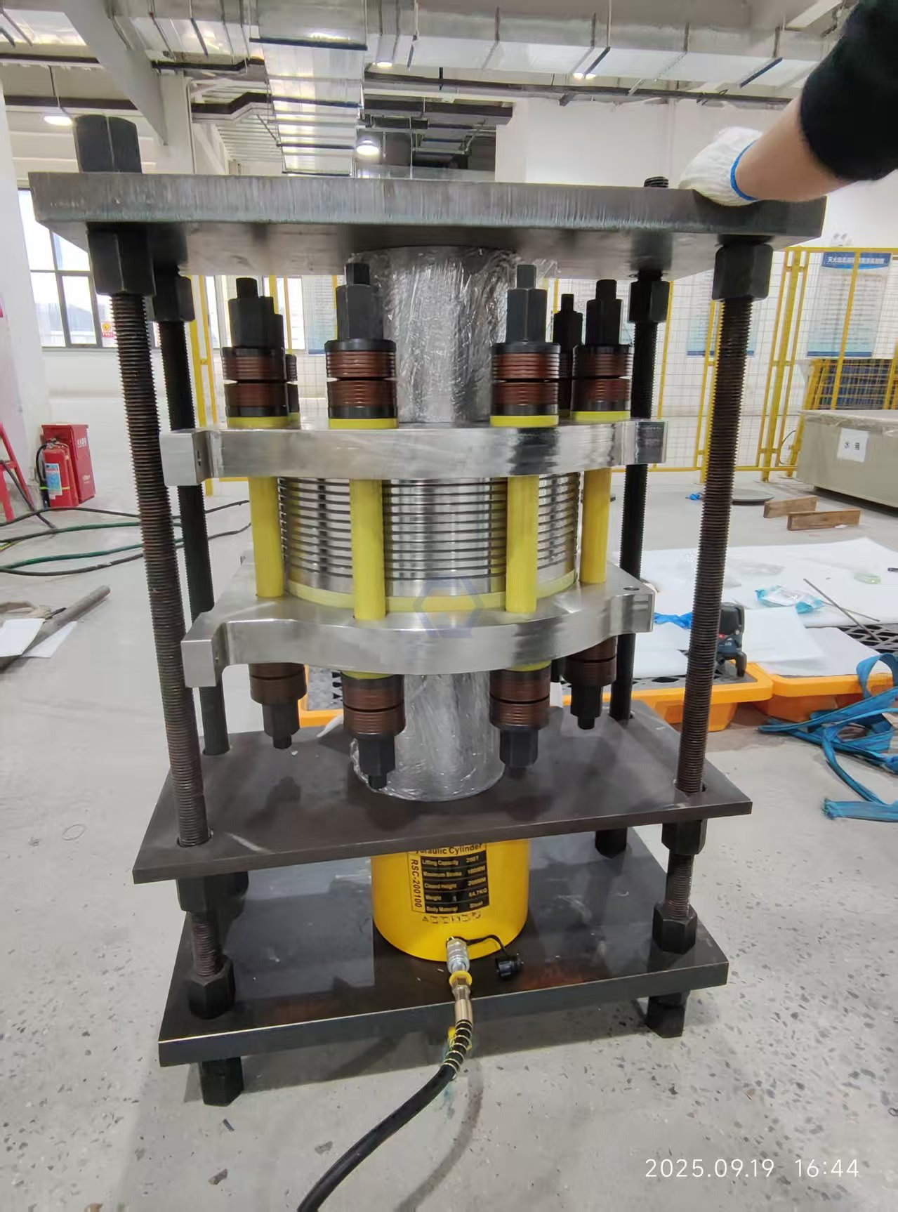 5kW hydrogen electrolysis stack producing 1Nm3 hydrogen per hour